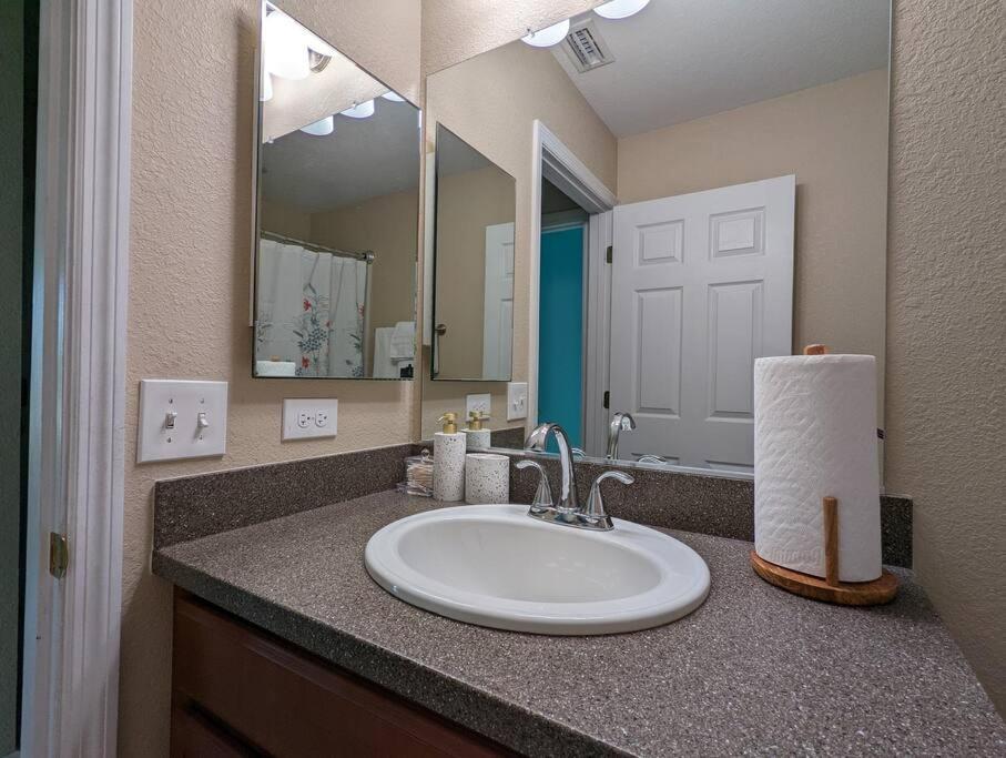 3Bed & 2Bath Property Couple Minutes From Siesta Key Beach & Downtown Sarasota Buitenkant foto